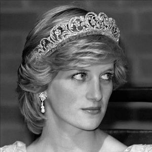 Meet your Posher, Chloe